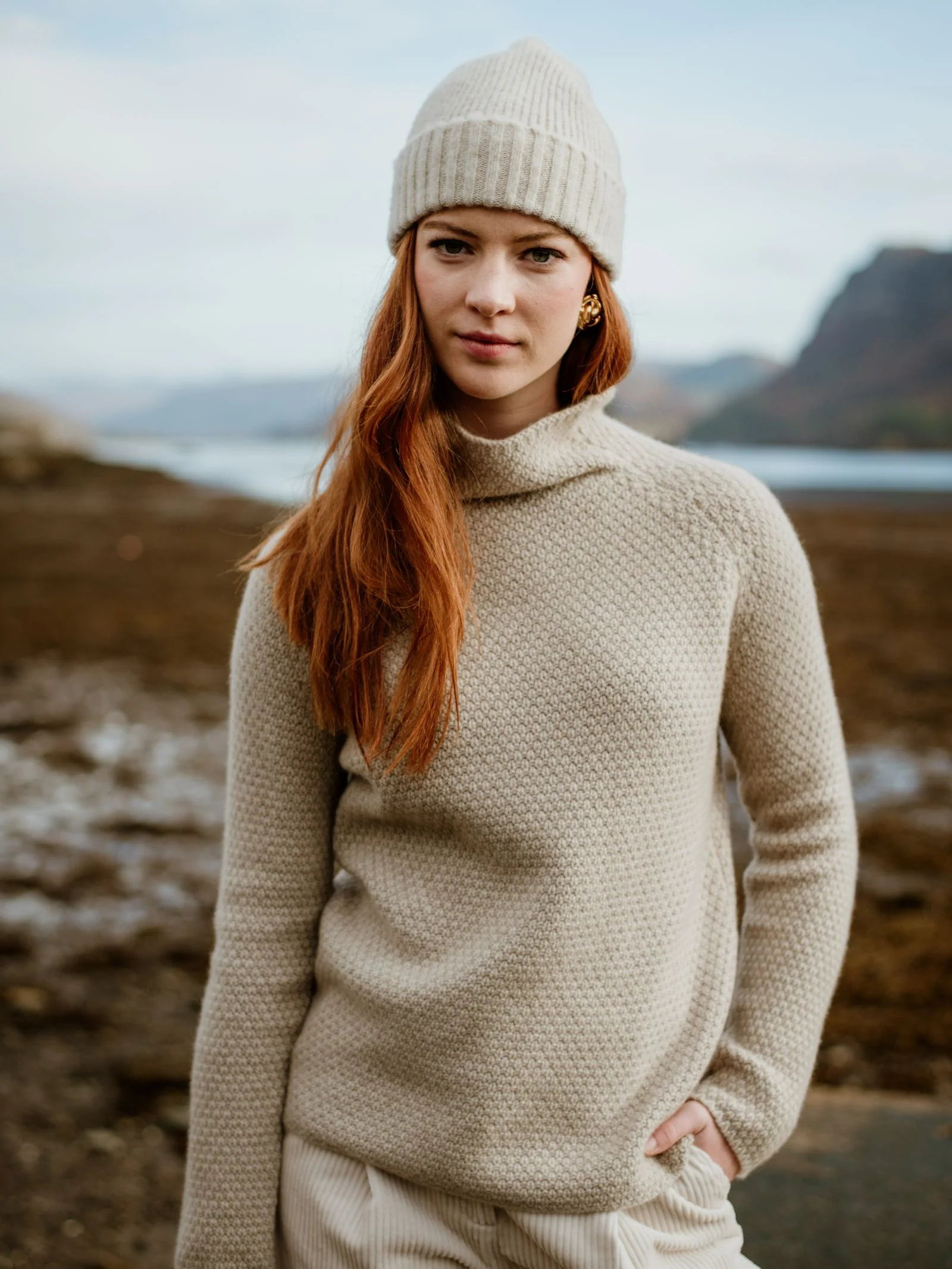 Cream Lambswool Hat - Image 4